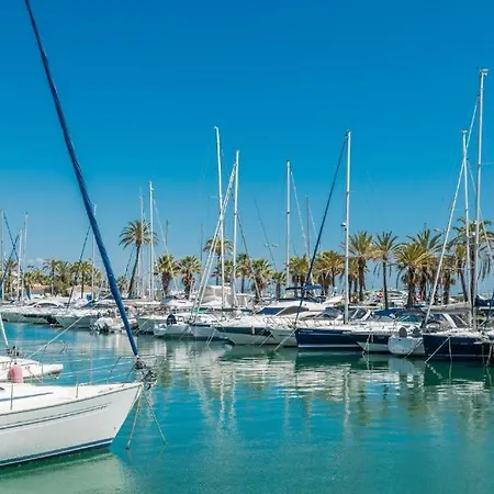 Modern And Luxury 2 Bedroom On Island In The Marina Harbour アパート
