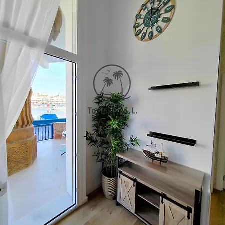 Modern And Luxury 2 Bedroom On Island In The Marina Harbour アパート *
